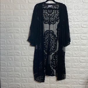 Midi lace duster